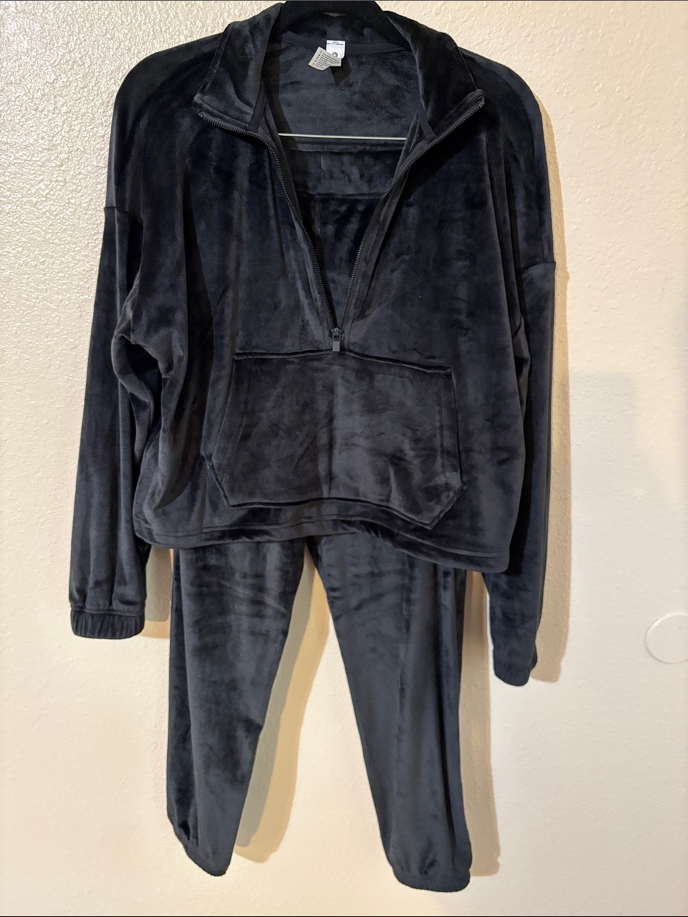 90 Degree By Reflex Black Plush Half-Zip Top and pant